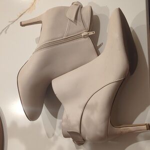Alfani Cream Heeled Boots